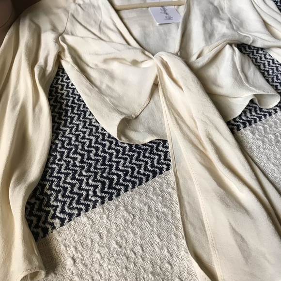 12th Tribe Valentina Cream Wrap Top - Picture 4 of 6